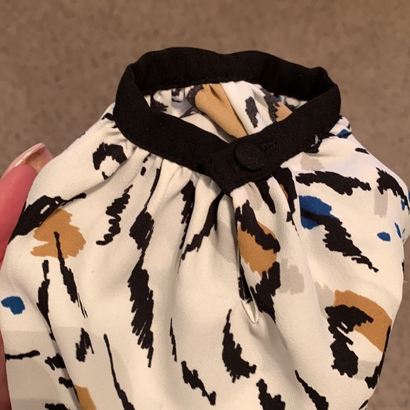 White House Black Market Tunic Blouse with Tassel Tie Neck - Picture 8 of 9